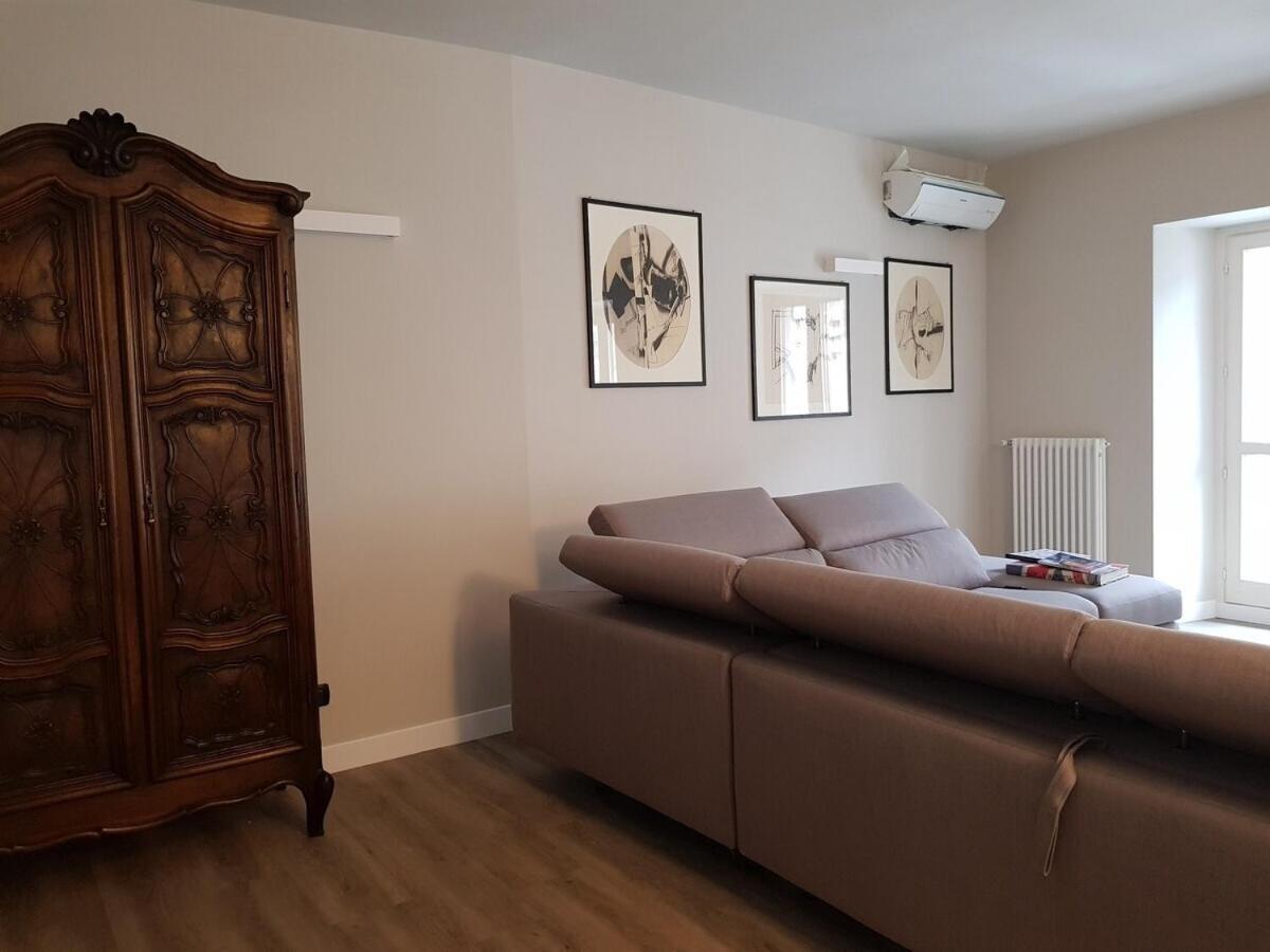 Chocolat La Mairie Apartment Оменя Стая снимка