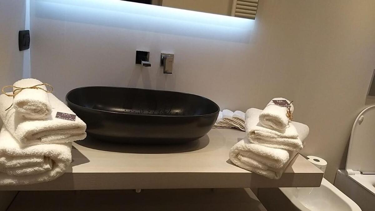 Chocolat La Mairie Apartment Оменя Стая снимка