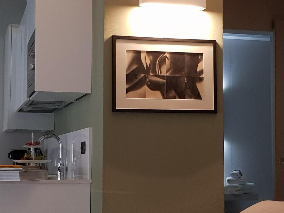 Chocolat La Mairie Apartment Оменя Екстериор снимка